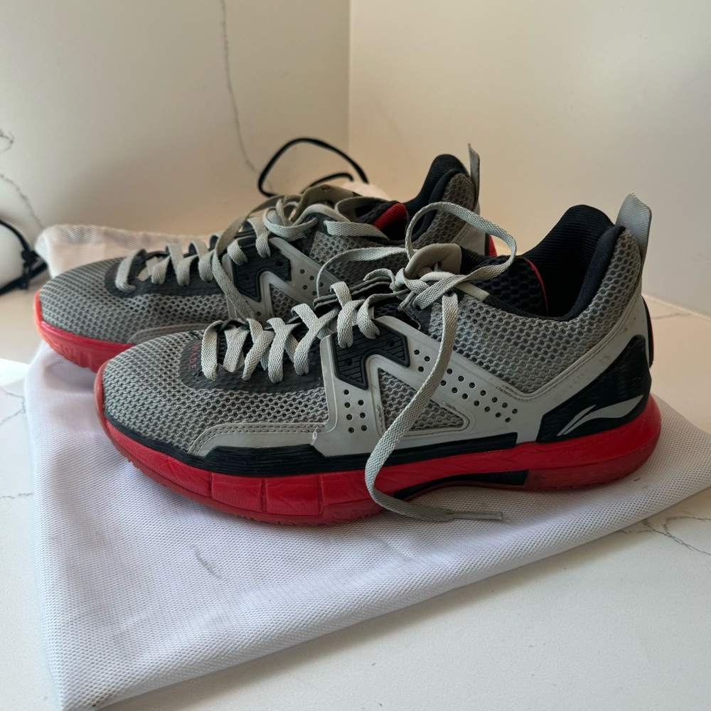 Way of wade 5 grey lava sneakers